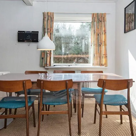 6 Person In Norre Nebel-by Traum