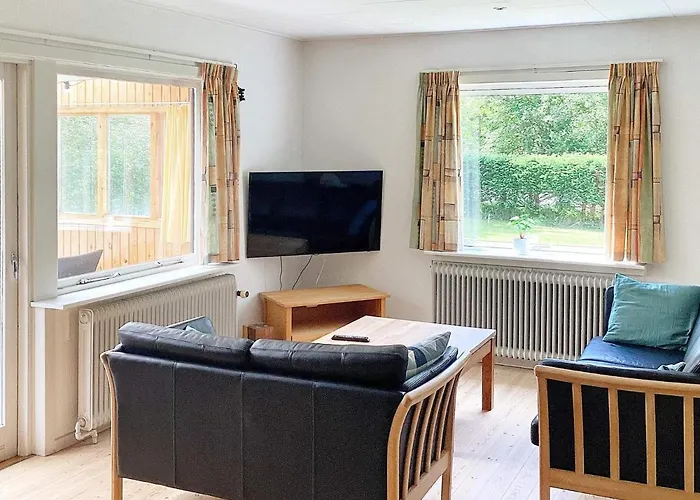 6 Person In Norre Nebel-by Traum *