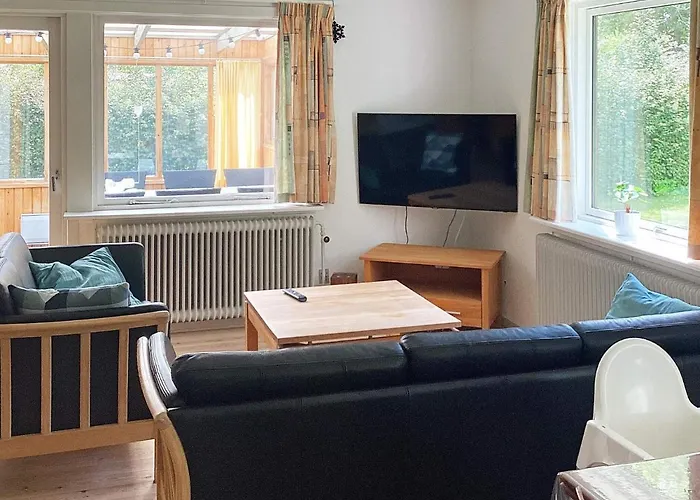 6 Person In Norre Nebel-by Traum *