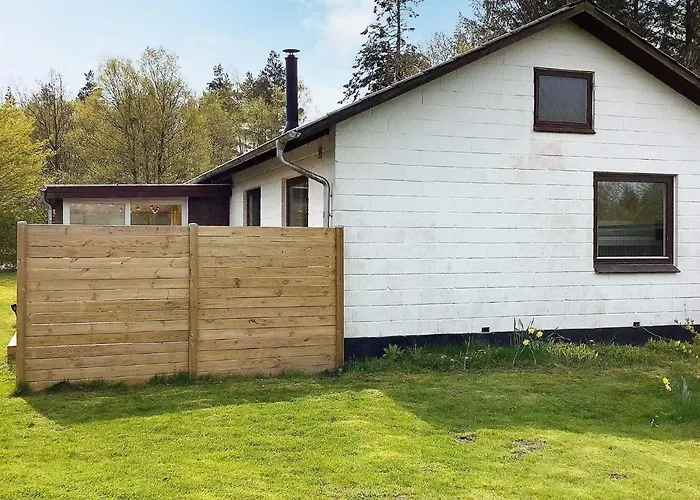 6 Person In Norre Nebel-by Traum * Norre Nebel