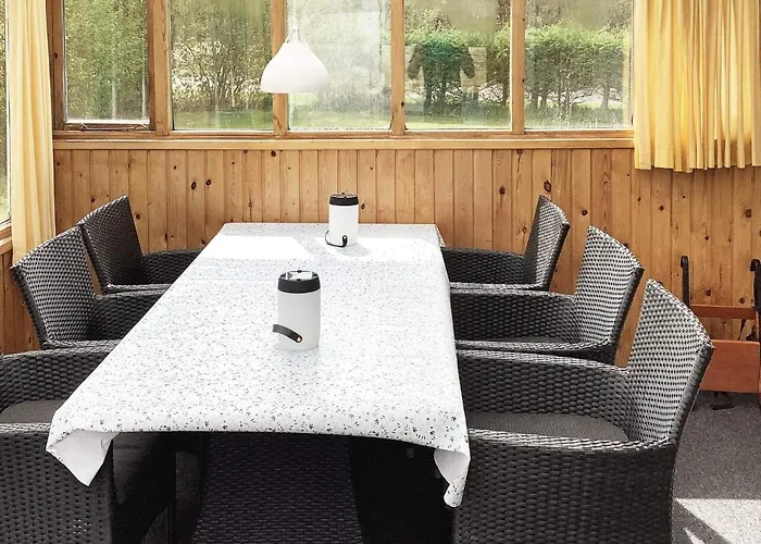 6 Person In Norre Nebel-by Traum